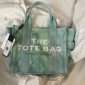 Marc Jacobs handbag.